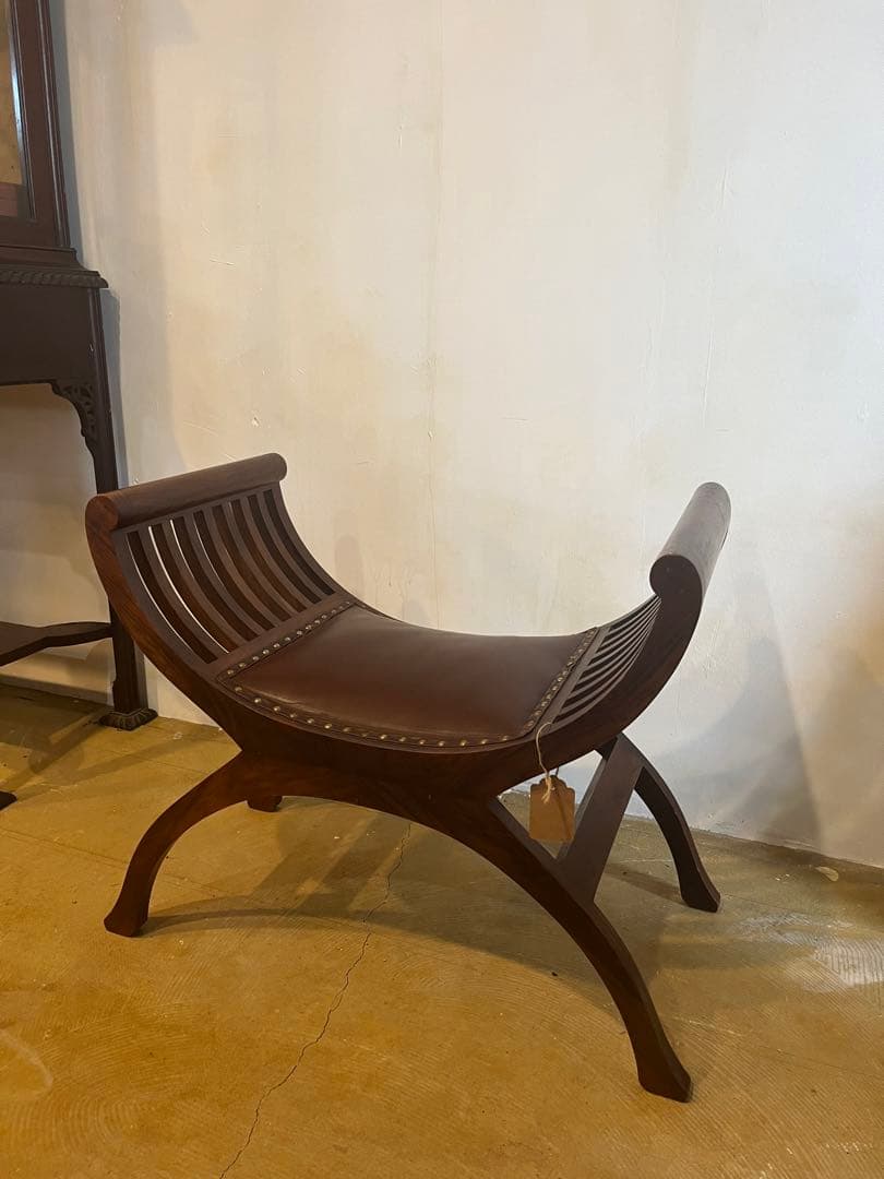 カルティニチェア