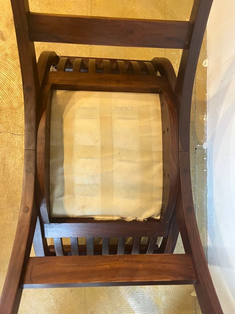 カルティニチェア