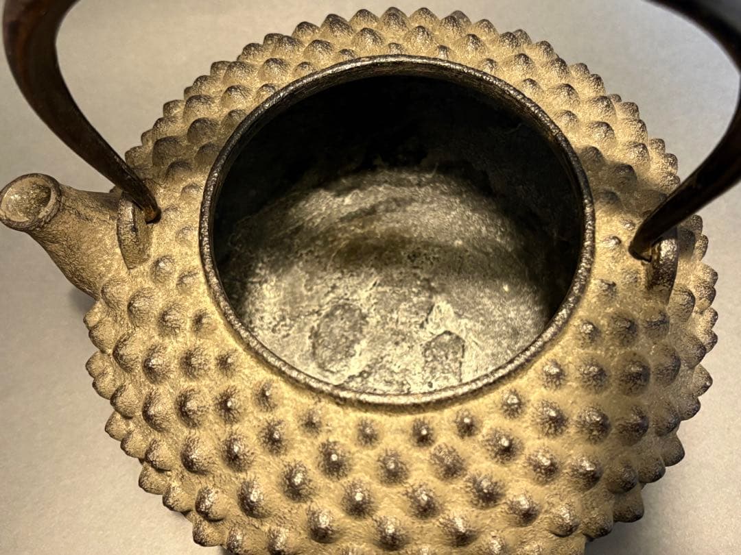 祥雲堂　鬼あられ鉄瓶