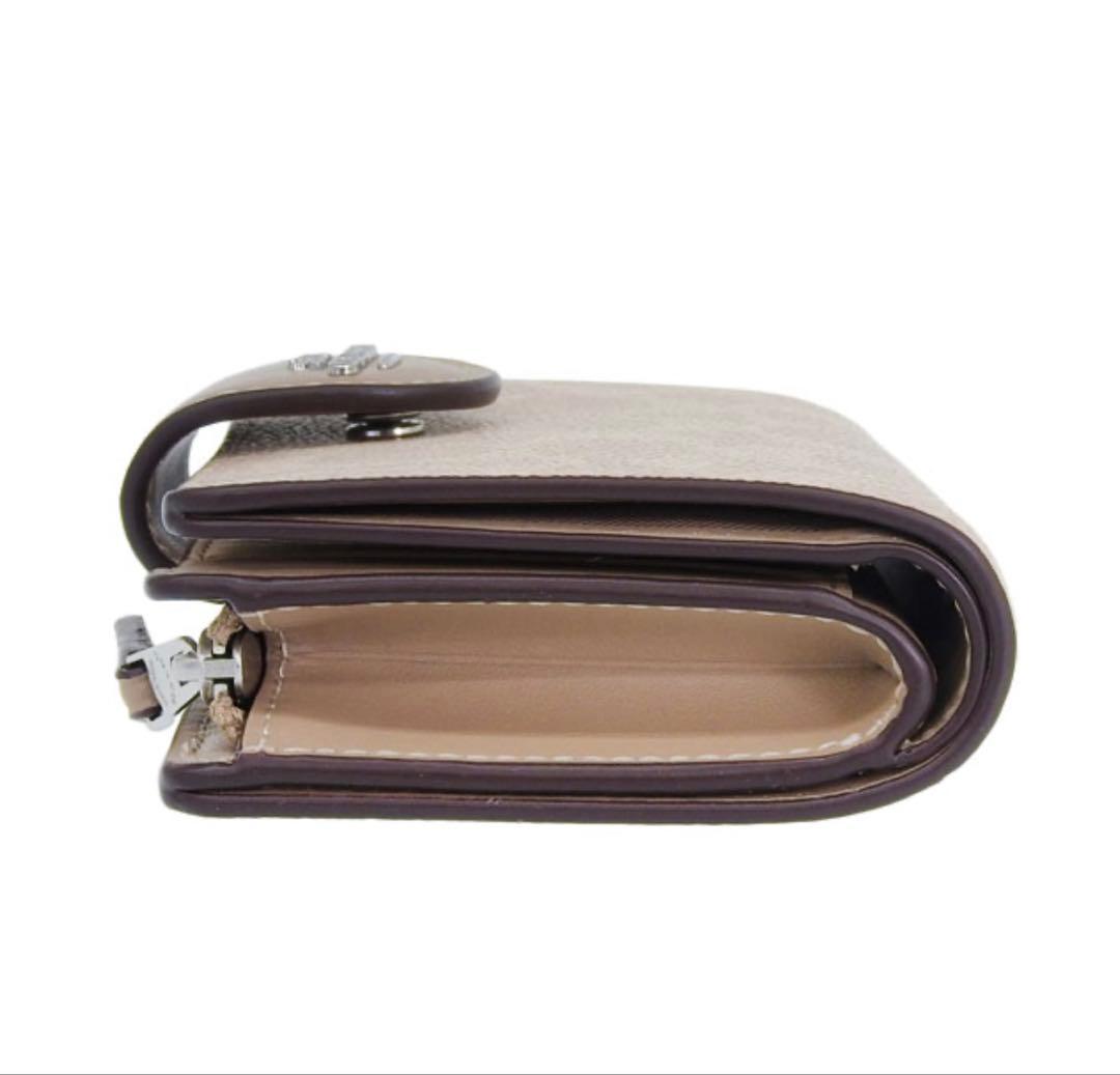 ★新品★ COACH ミディアムコーナージップウォレット ライトカーキベージュ