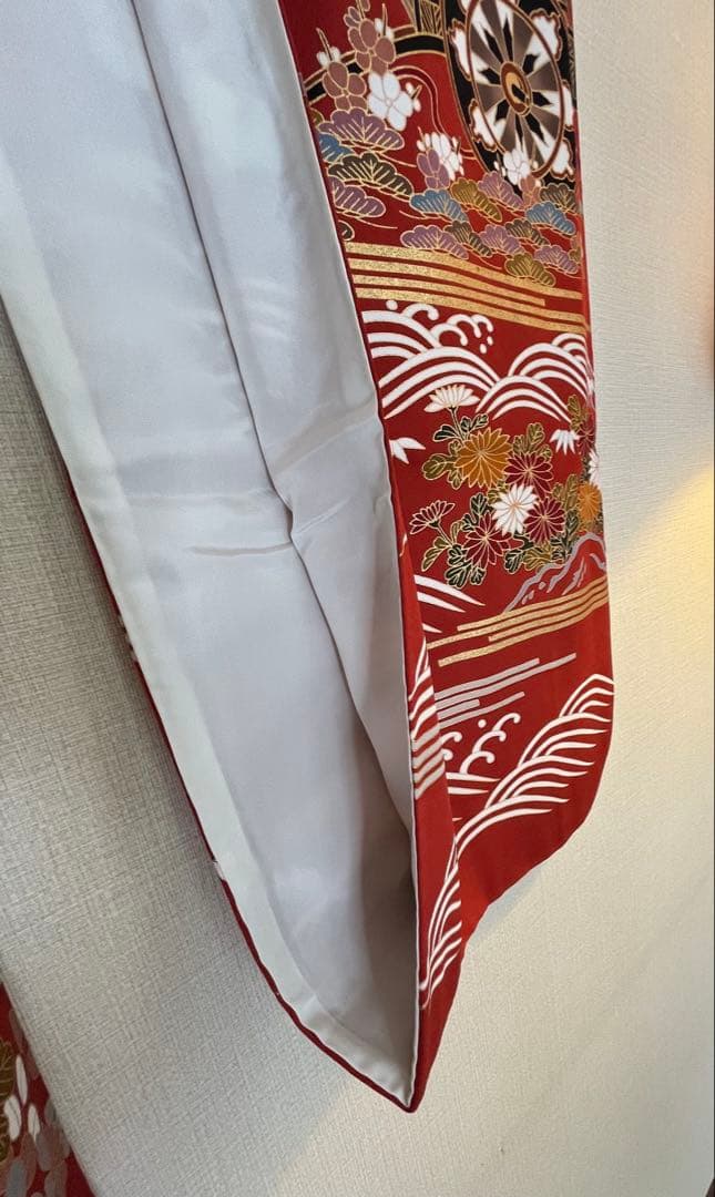 美品　ビッグサイズ　上正絹振袖　サビ朱色地花御所車