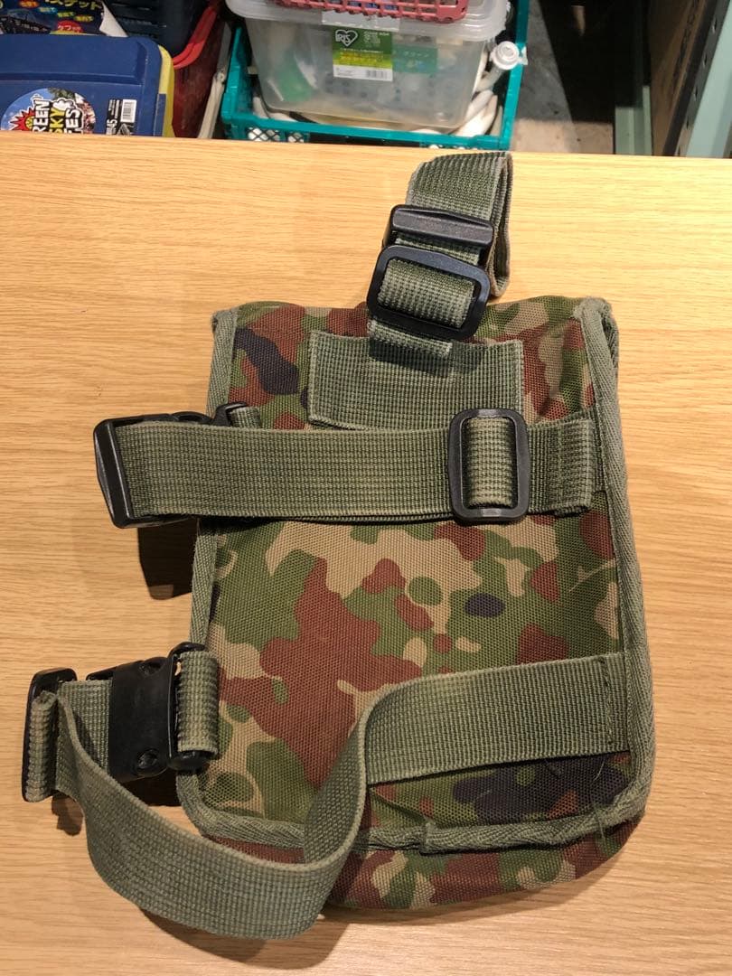 陸上自衛隊　オリジナル　マガジンポーチ