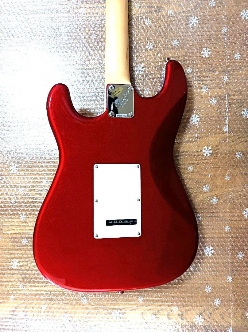 MAvis メイビス　ストラトキャスター　エレキギター 土.日発送になります。