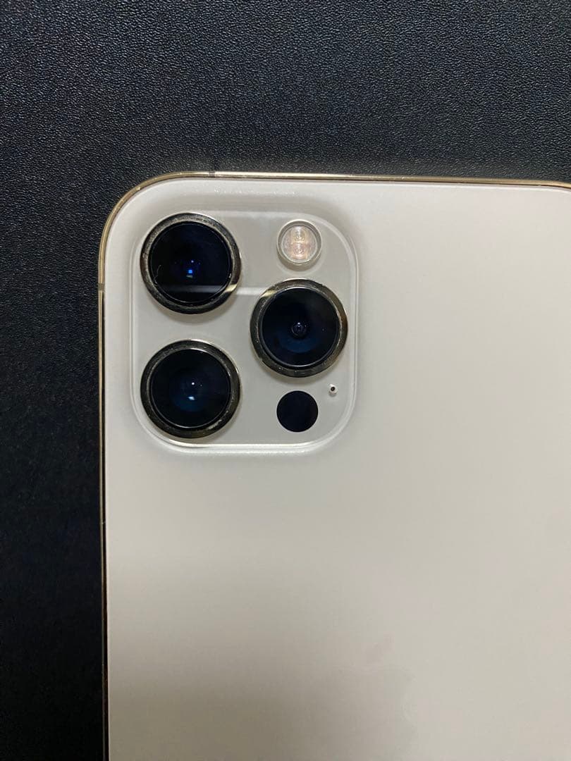 iphone 12 pro max ゴールド　256gb.