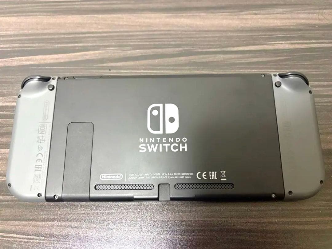 Nintendo Switch 本体 グレー 保護フィルムあり/パッド付き