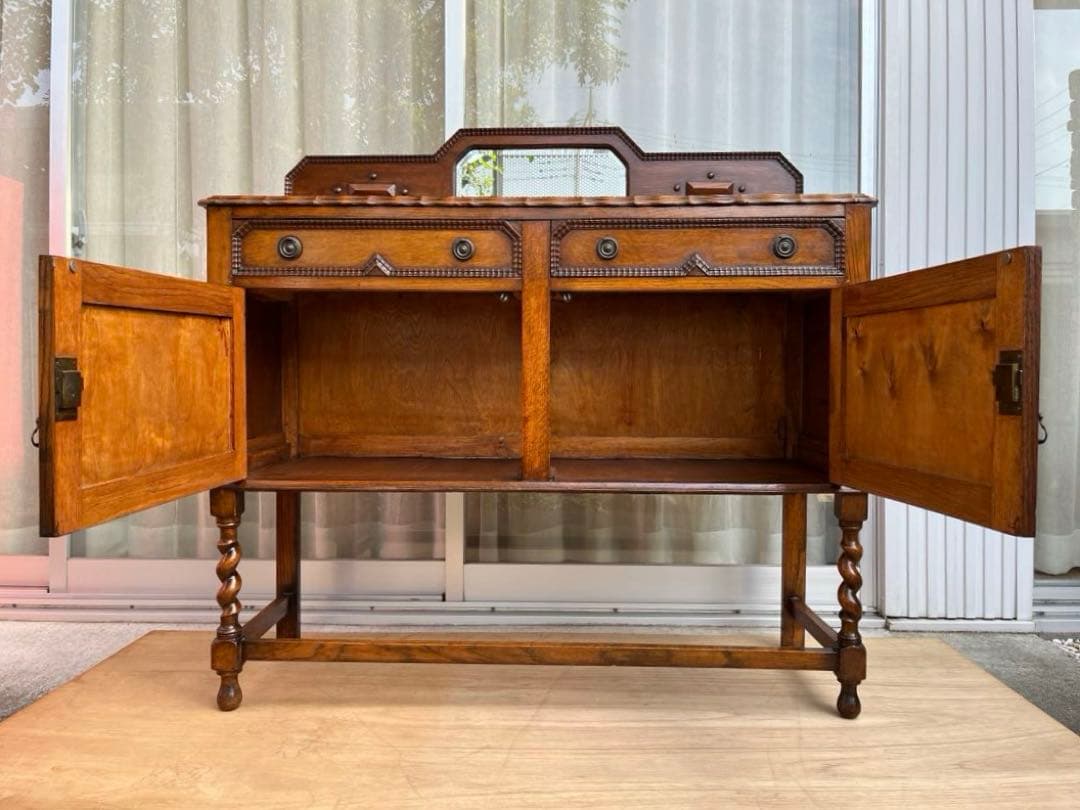 イギリス　アンティーク　キャビネット　ミラーバックサイドボード　ヴィンテージ