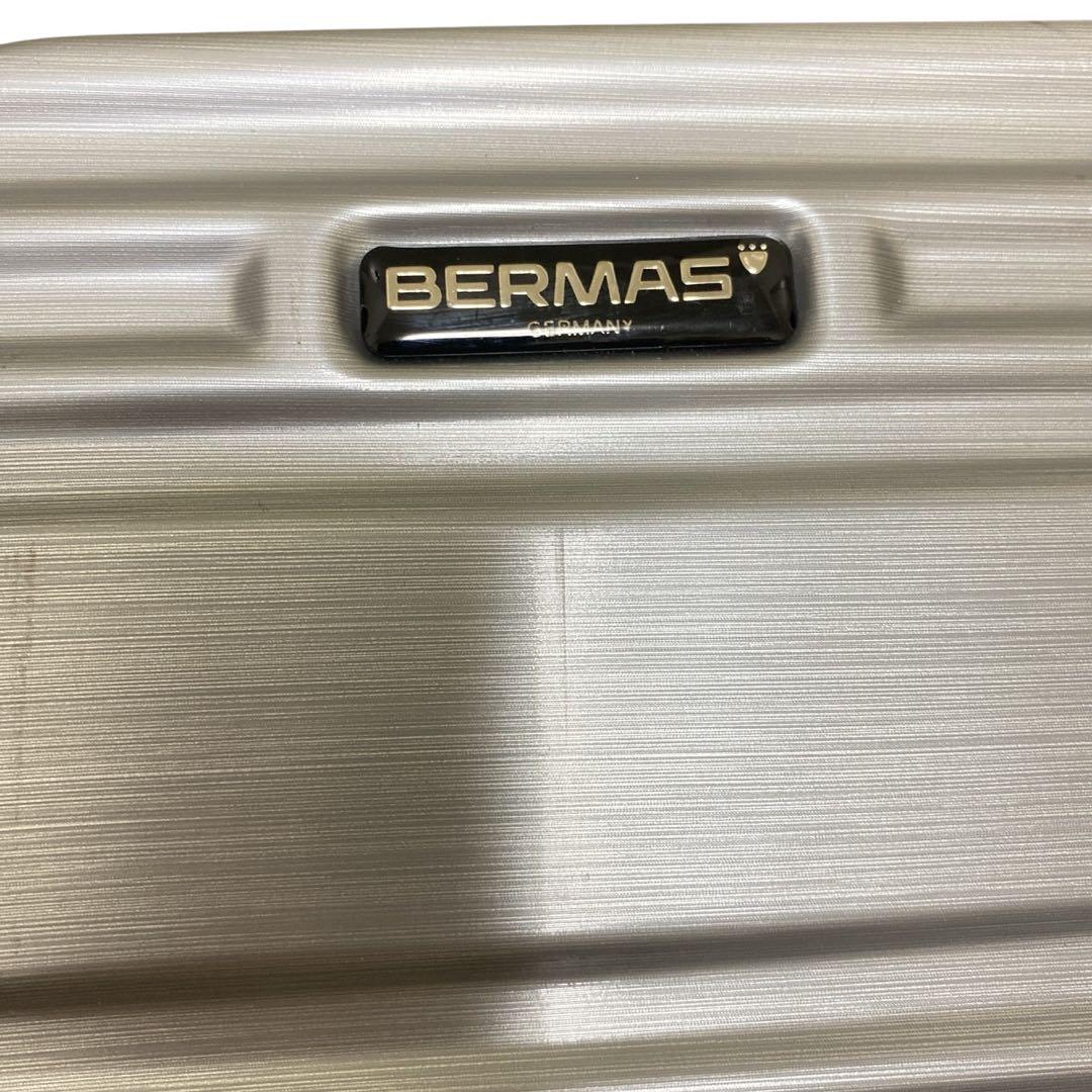 BERMAS INTER CITY フロントオープンスクエア4輪33L 39cm