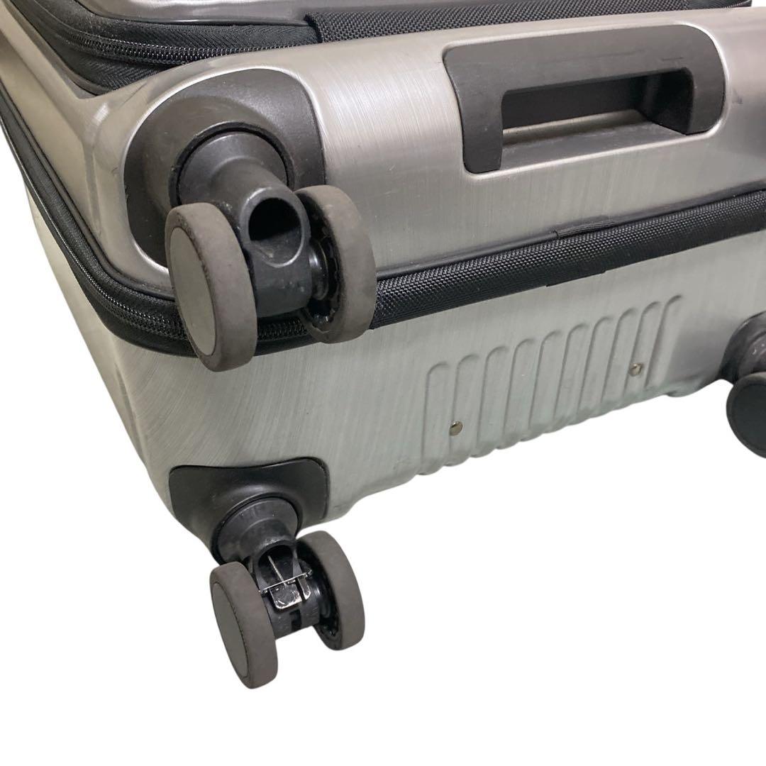 BERMAS INTER CITY フロントオープンスクエア4輪33L 39cm