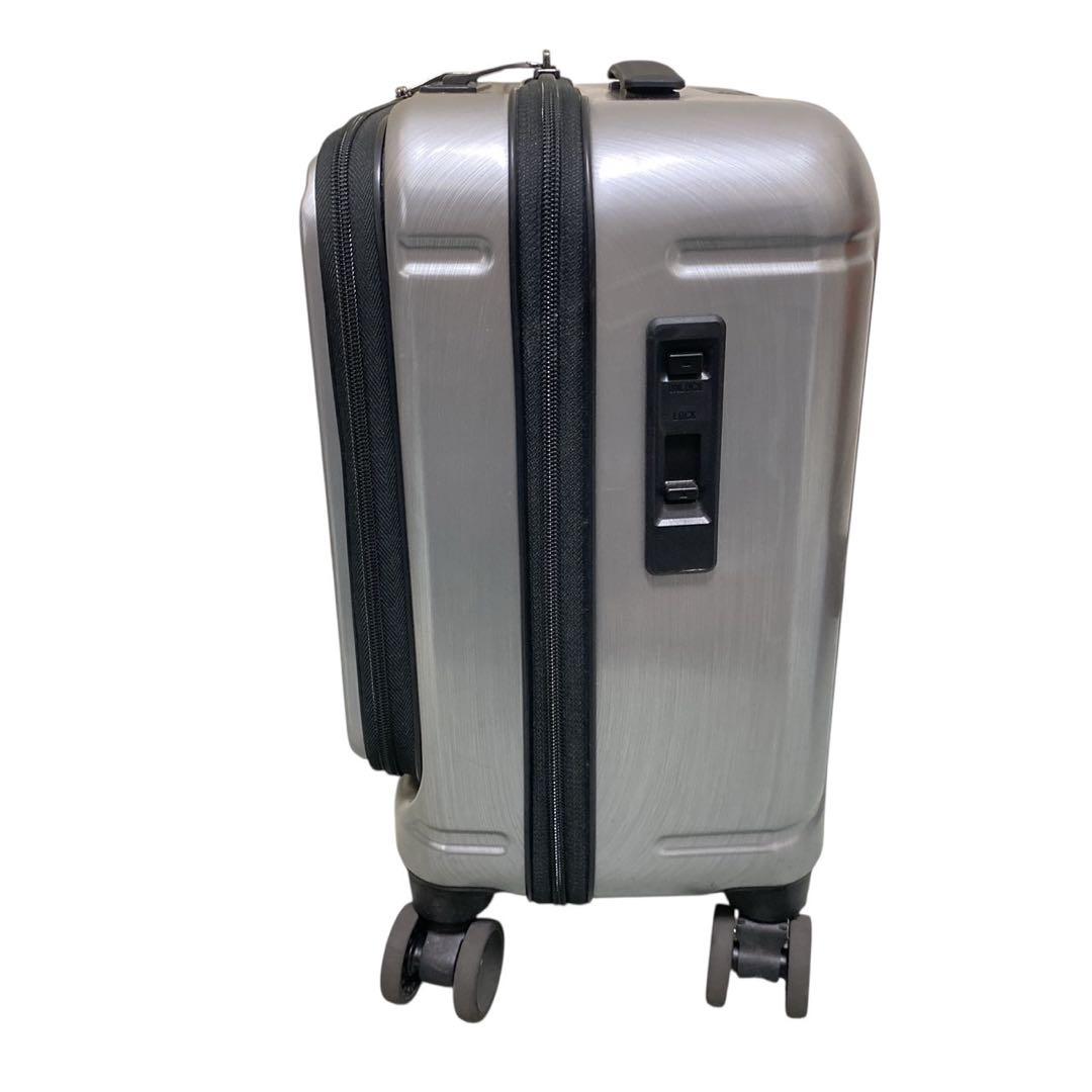 BERMAS INTER CITY フロントオープンスクエア4輪33L 39cm