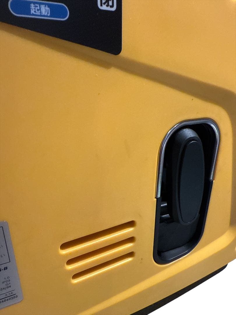 美品　EENOURインバータ発電機 GS900i-B