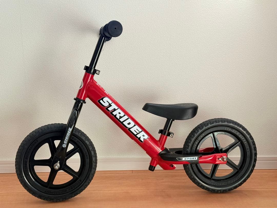 【付属品多数】ストライダー STRIDER スポーツ 12インチ　レッド