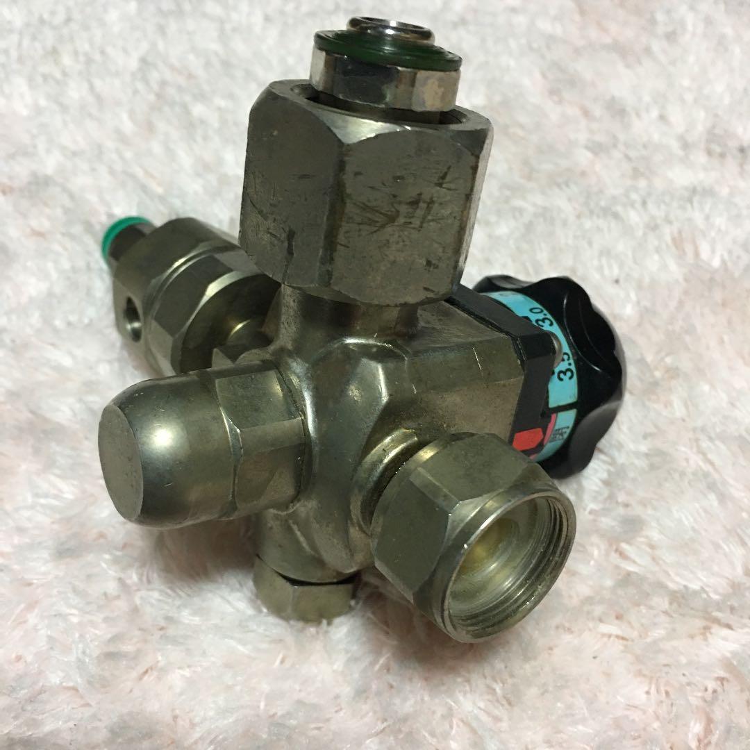 ビールサーバー用　減圧弁