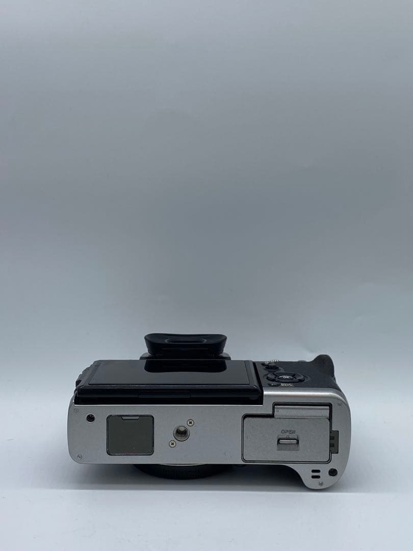 Fujifilm X-T3 ミラーレス一眼 本体と付属品