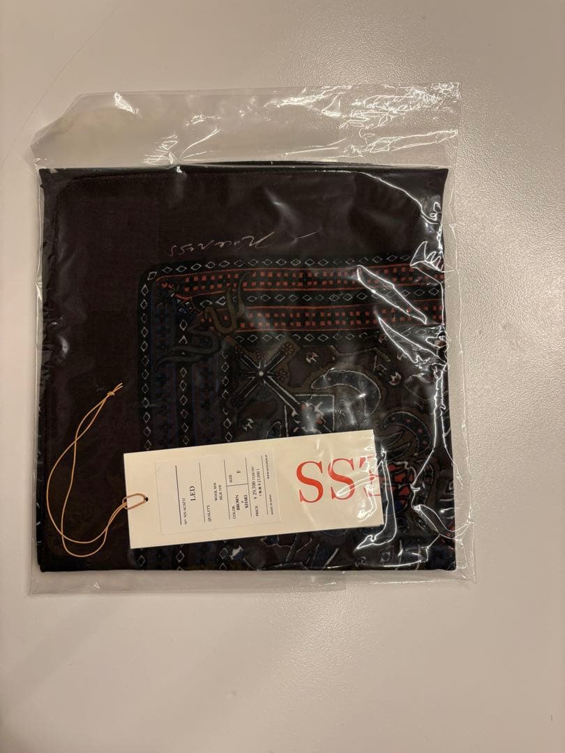 NICENESS LED スカーフ　新品未使用