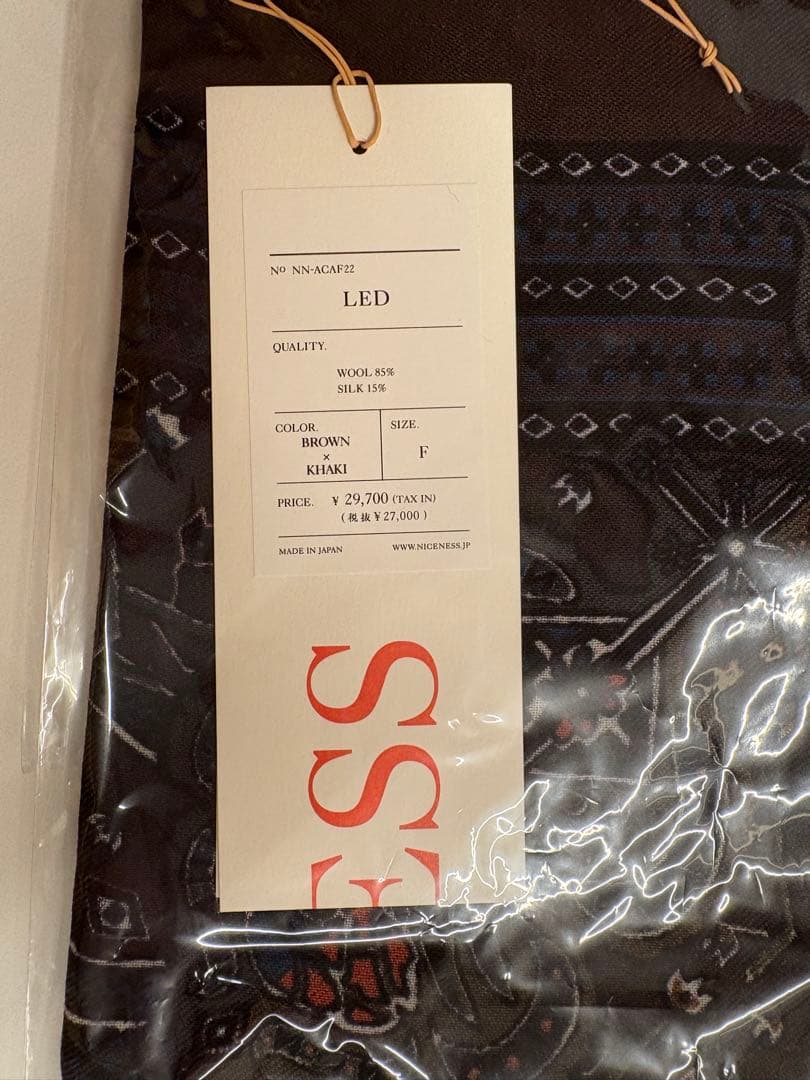 NICENESS LED スカーフ　新品未使用