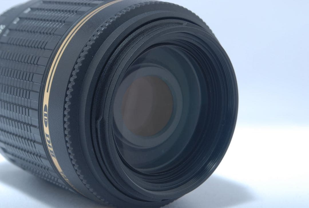 【美品】タムロン 55-200mm F4-5.6 DiII Sony Aマウント