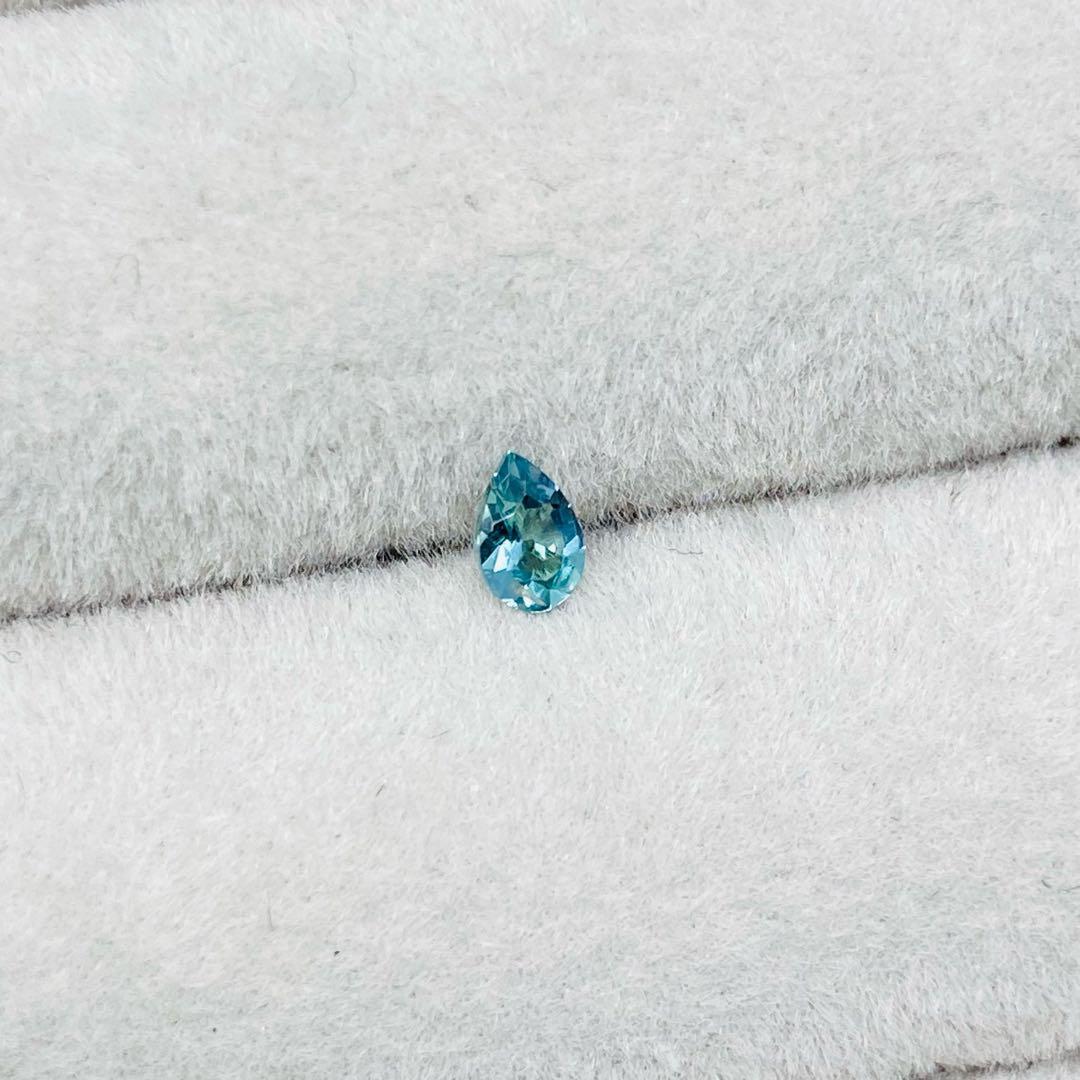 ブルーグリーンコーネルピン