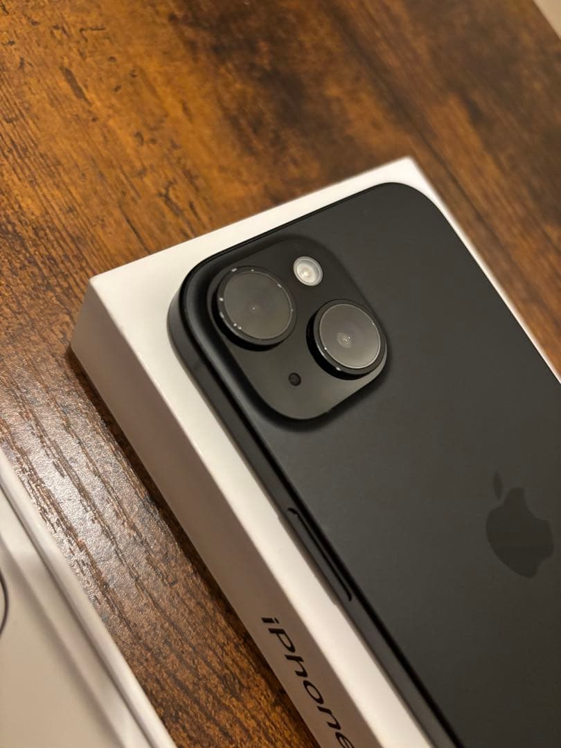 Apple iPhone 15 ブラック 本体 箱付き256GB