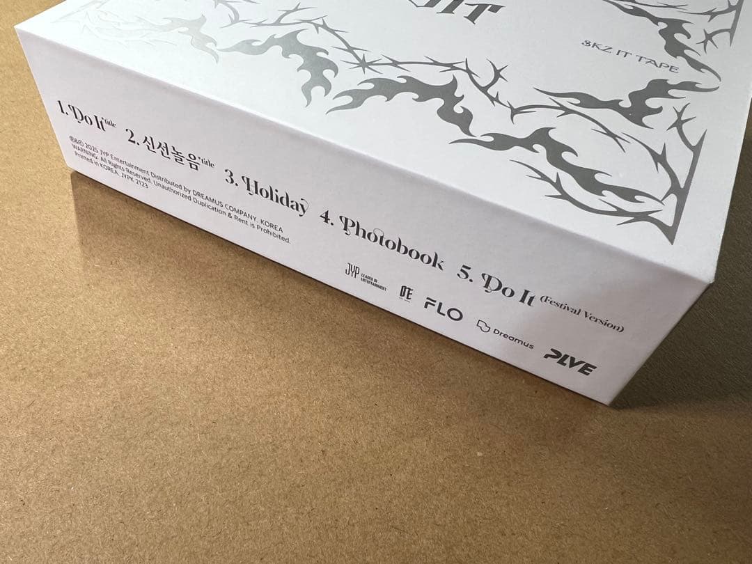 Stray Kids ウルフチャン EVIL SKZOO SPEAKER