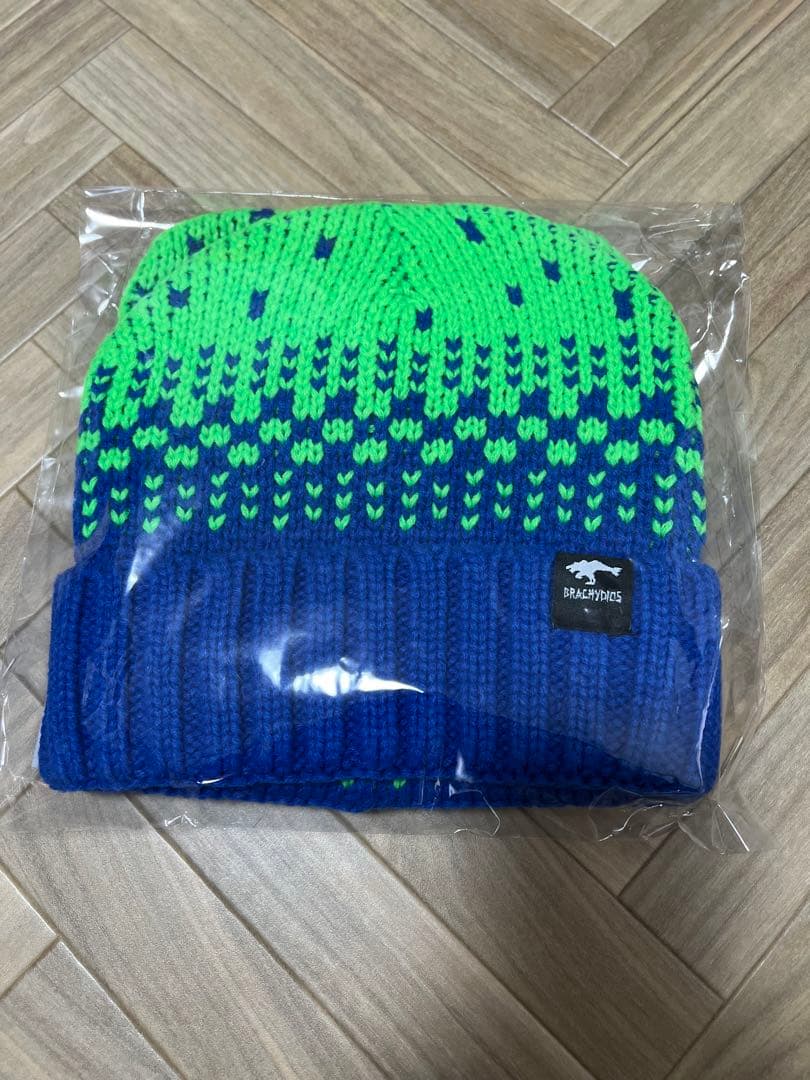 モンスターハンター20周年大狩猟展　剛拳爆砕！ブラキディオスのニット帽＆ミトン