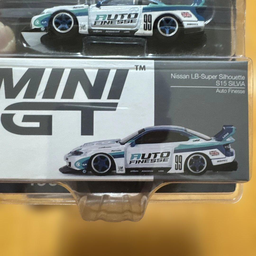 MINI GT 限定 日産LBWK S15 SILVIA シルビア 2台セット