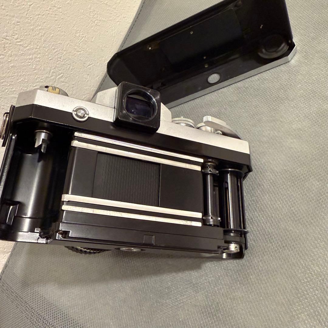 Nikon F 一眼レフカメラ　アイレベル　中期　シルバー