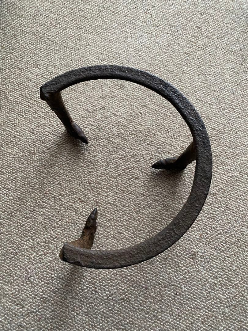 風炉五徳　特上　鉄製