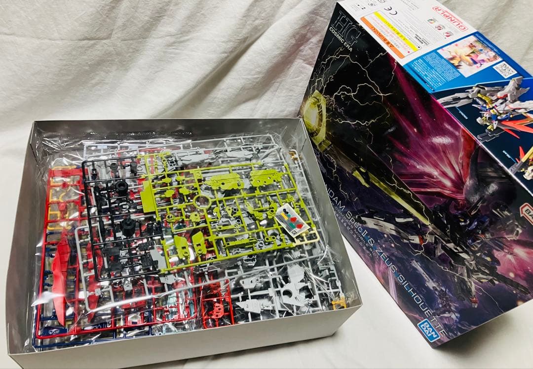 hgce デスティニーガンダムspecⅡ&ゼウスシルエット　ズゴック　セット