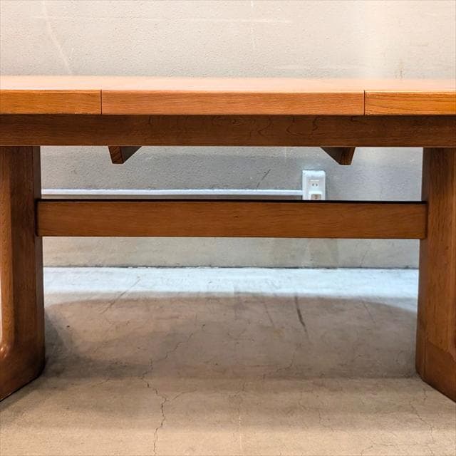 日進木工のGROWエクステンションダイニングテーブル