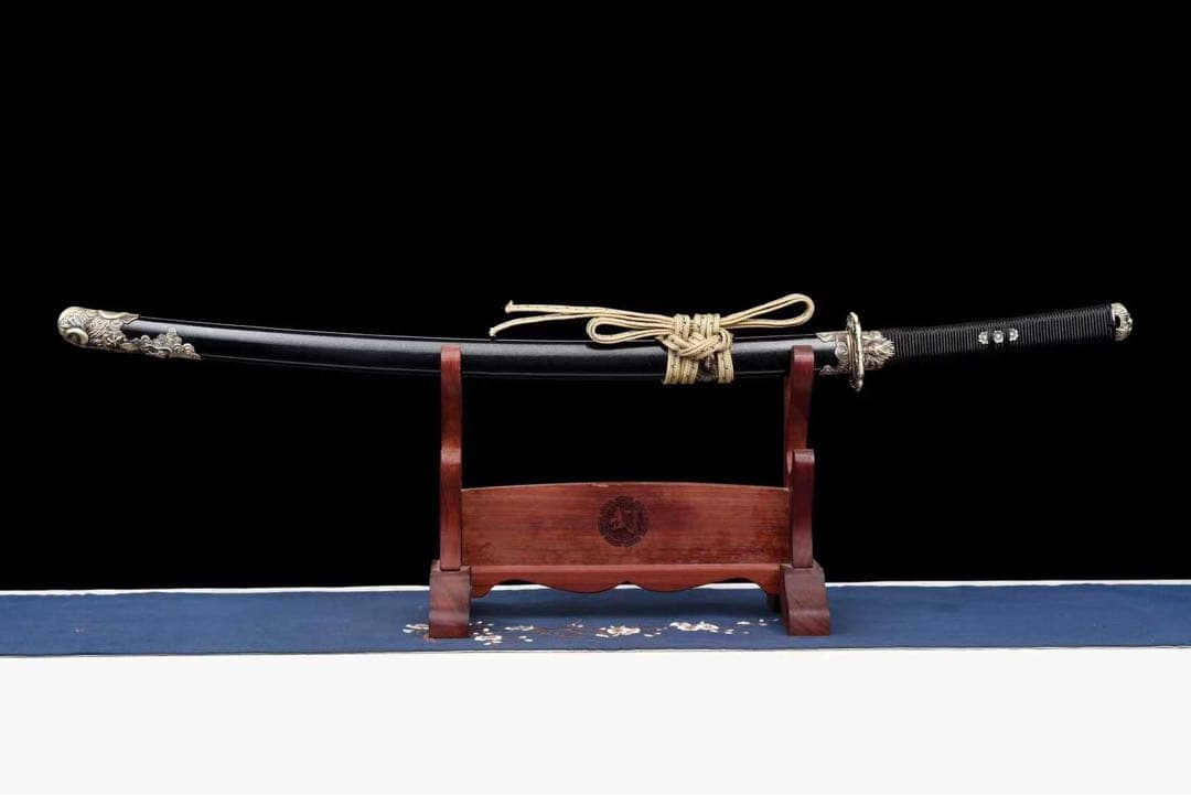 古龍野太刀 高級本格居合刀 三色研 龍神図 彫物 大漆鞘 稽古