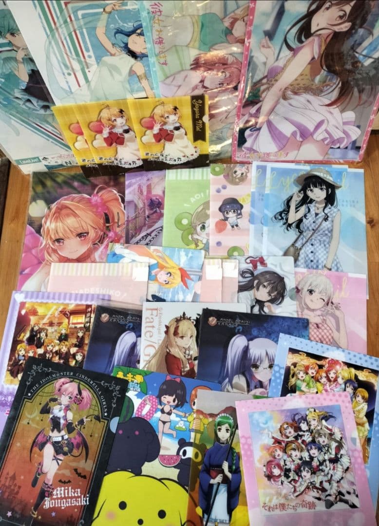 美少女 大量 まとめ売り 紙類 ポストカード ぬいぐるみ アクリルスタンド