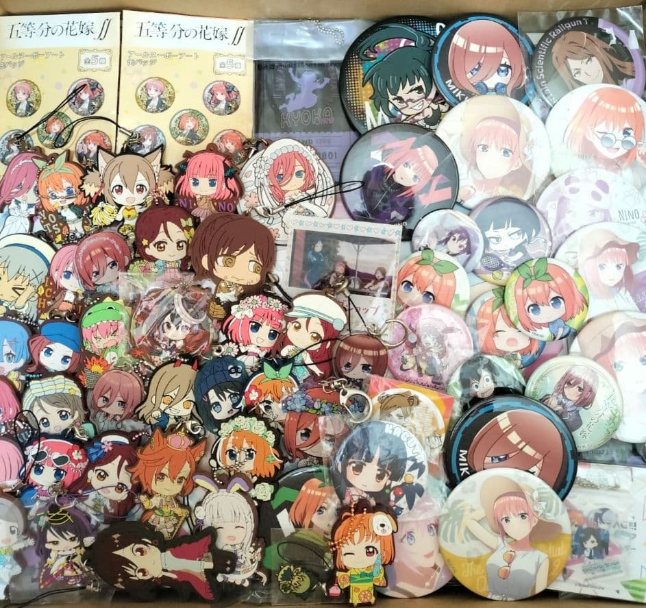 美少女 大量 まとめ売り 紙類 ポストカード ぬいぐるみ アクリルスタンド