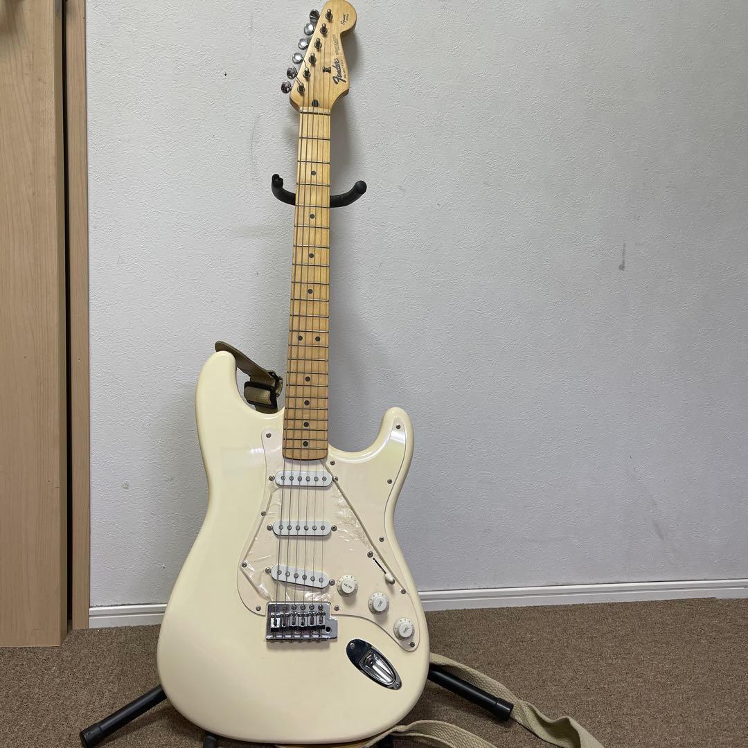 美品Fender Stratocaster アイボリー