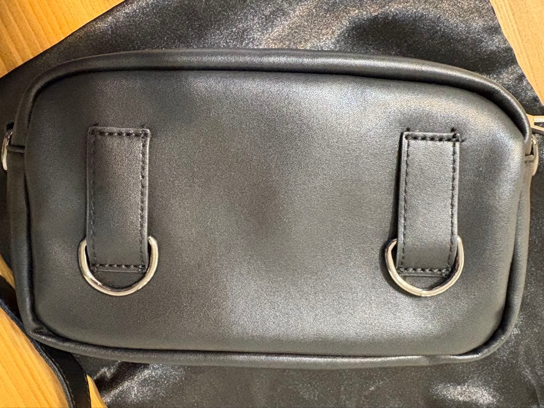 【値下げ】女王蜂 qb luxury mini bag ショルダーバッグ