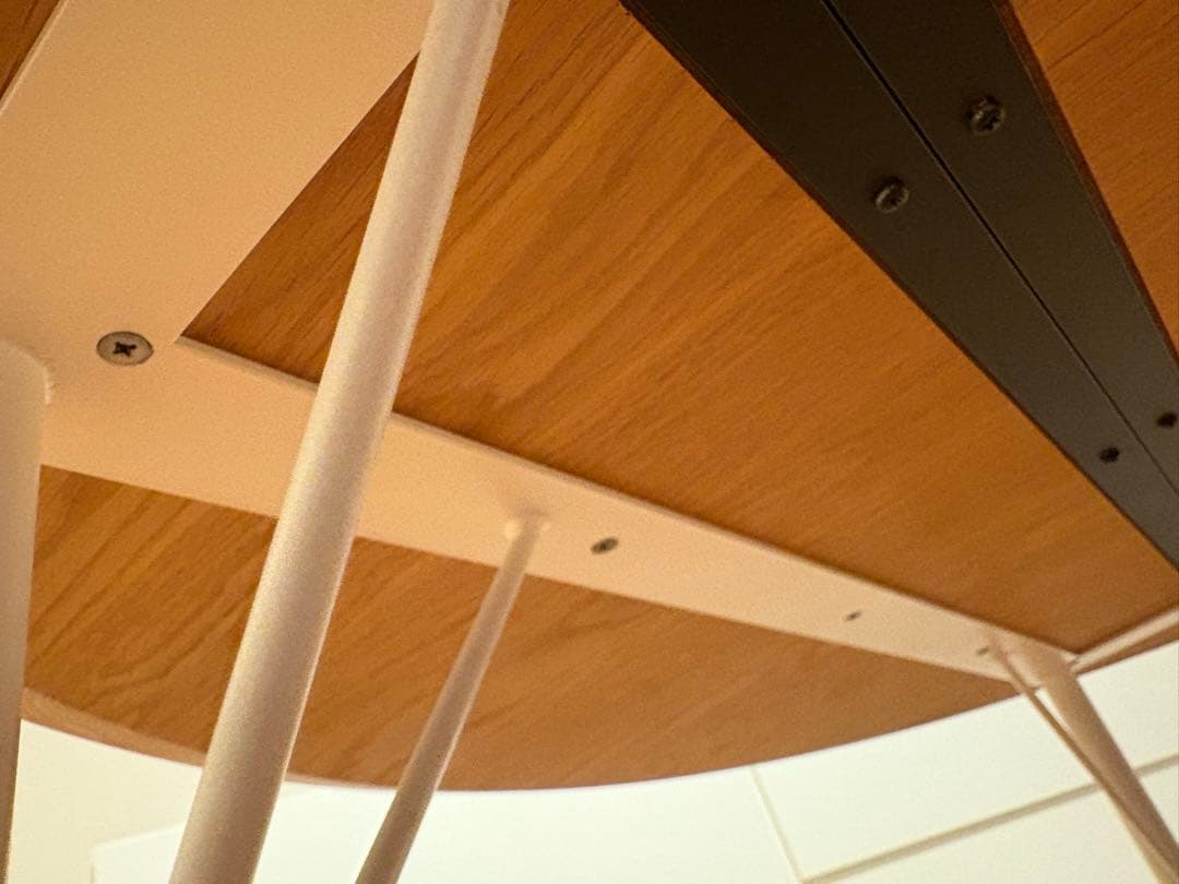 ダイニングテーブル　丸型