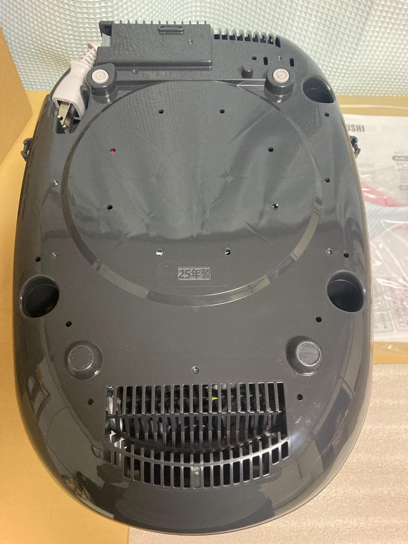 ★展示品★未使用★2025年製 象印 IH炊飯ジャーNW-VJ10型 ブラック