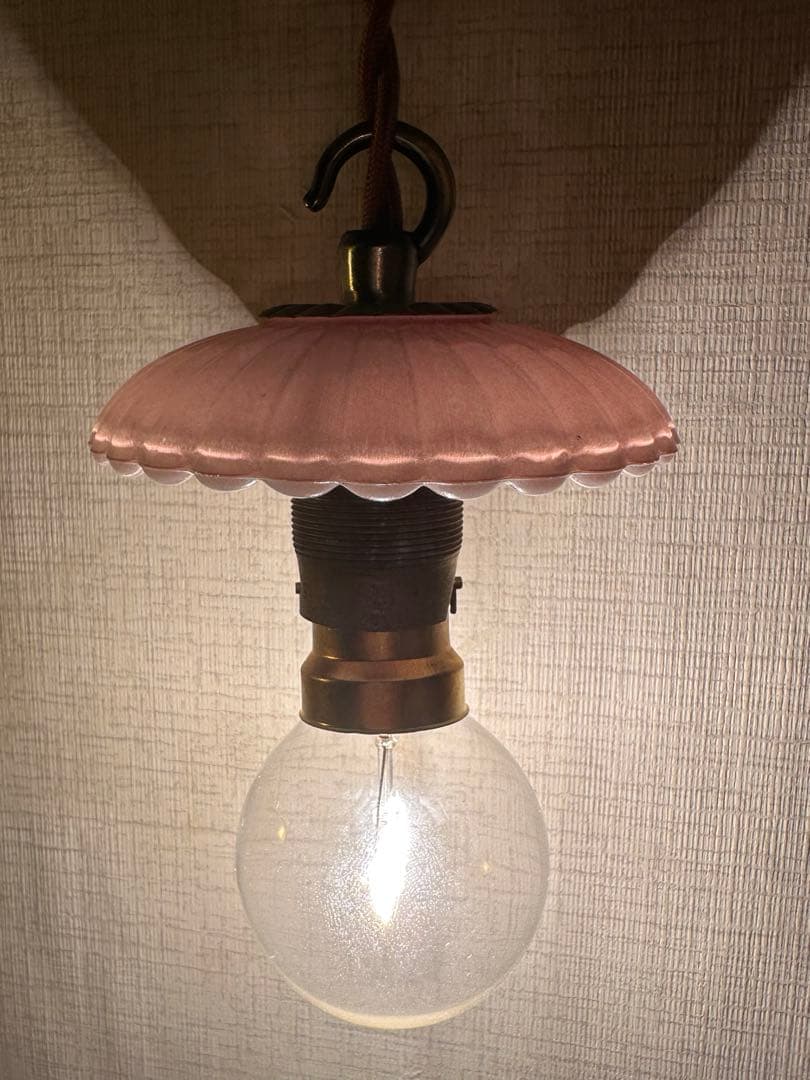 20年代 フランス アンティーク オパリンローズの可愛らしいお花アトリエランプ＊