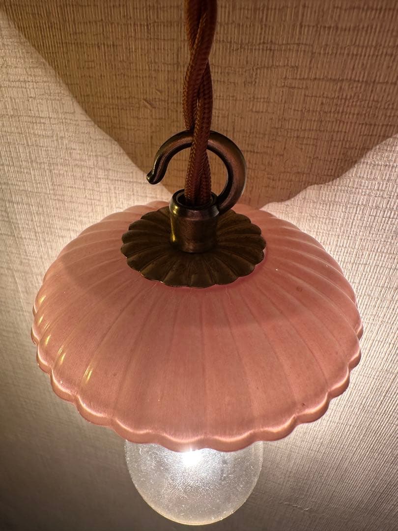 20年代 フランス アンティーク オパリンローズの可愛らしいお花アトリエランプ＊