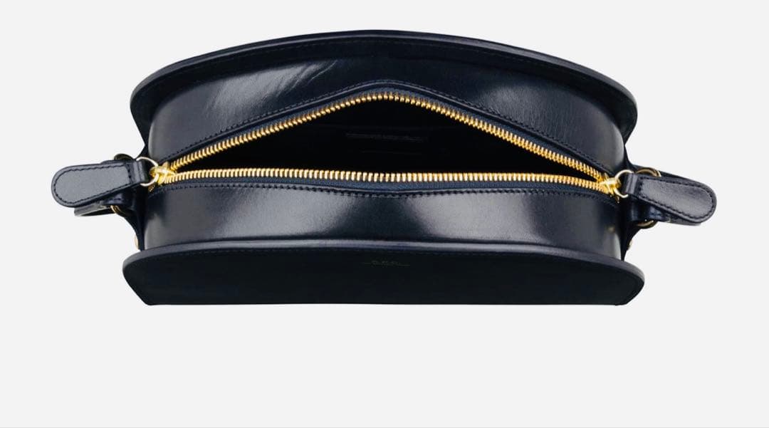 ピーマン☆A.P.C. ハーフムーン　バッグ