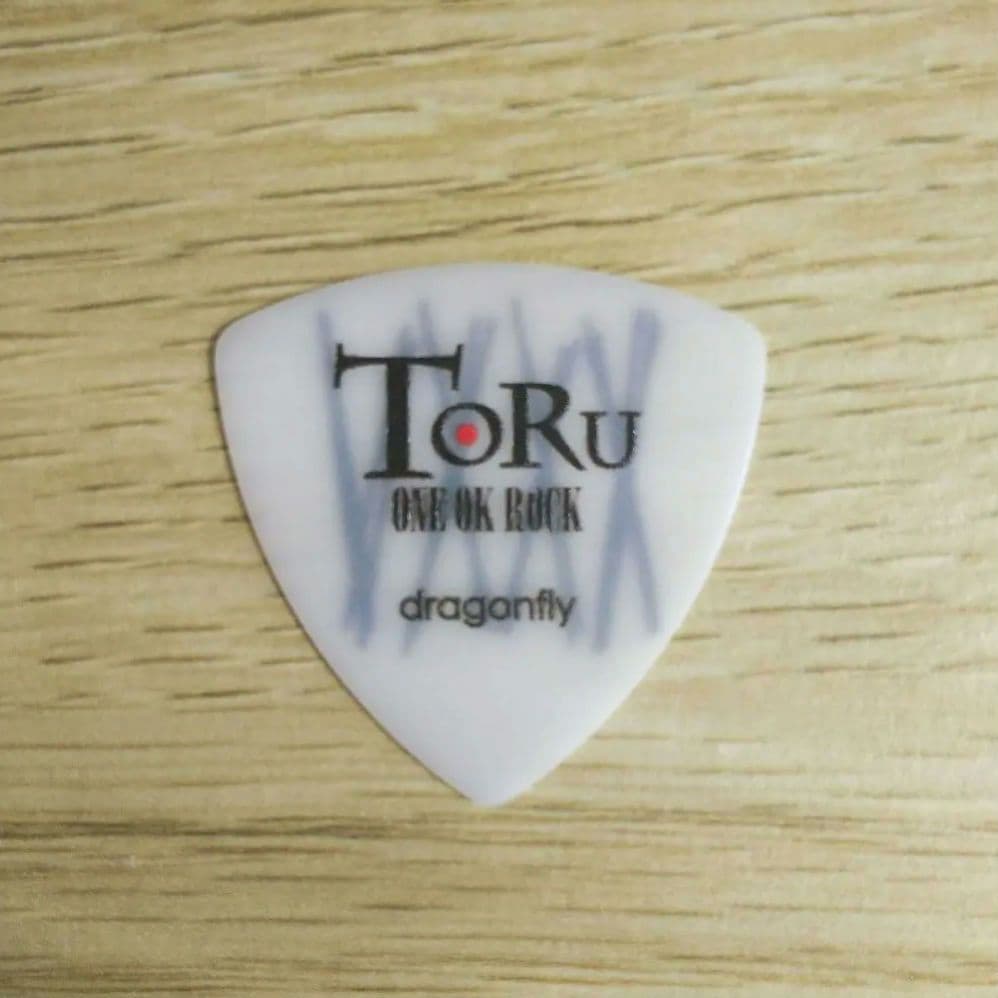 ONE OK ROCK TORU\"35XXXV\" TOUR ピック 白