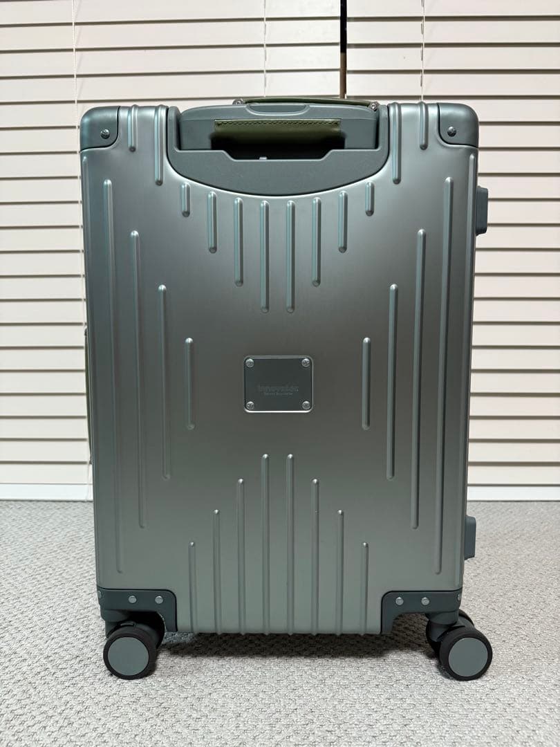 INV1811STP グリーン 36L キャリーケース