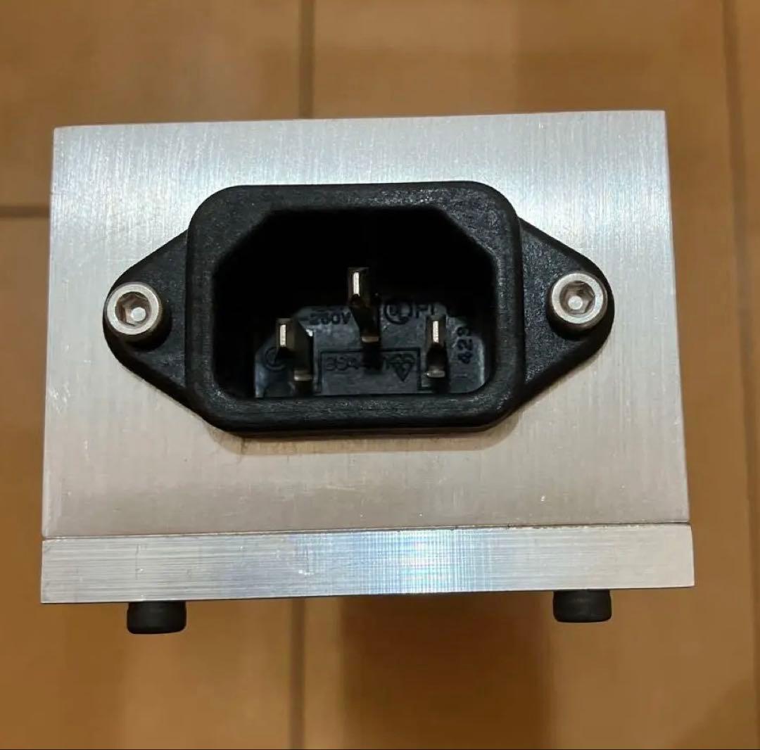 Chikuma 4口電源タップ CPS-22-CL