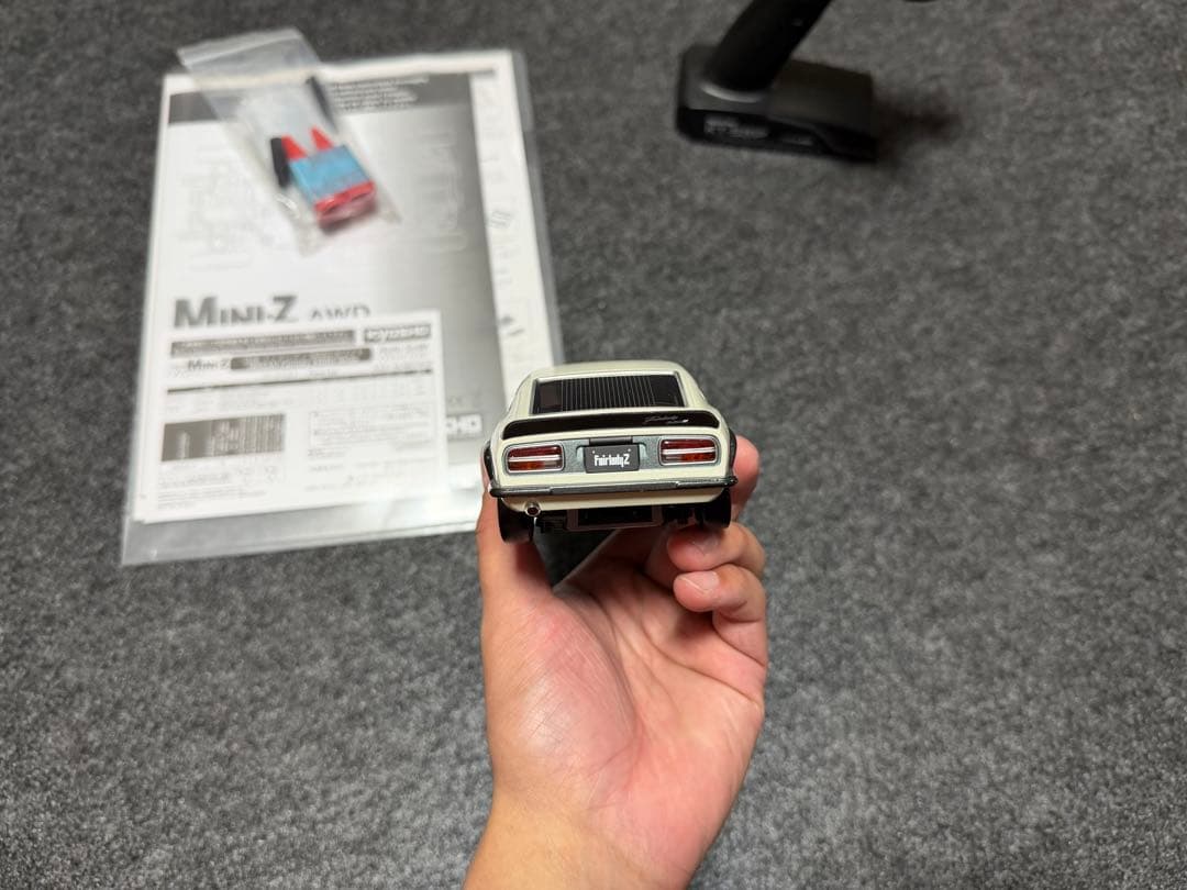 Mini-z 日産フェアレディz 240zg ホワイト