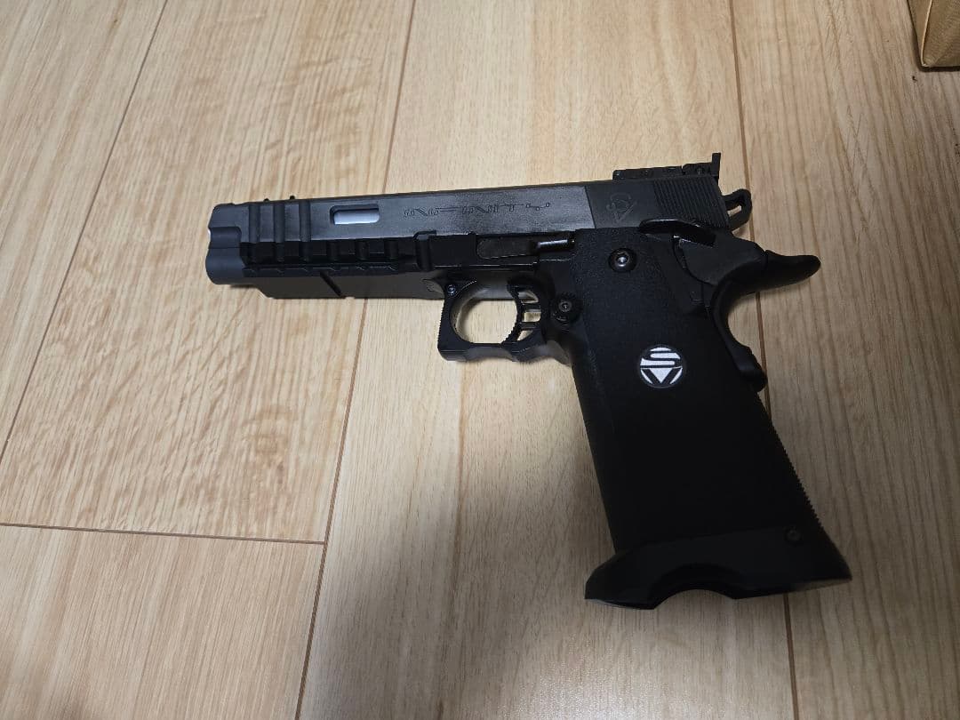 WA　SV インフィニティ エクセラレータ5.4 スペアマガジン付き