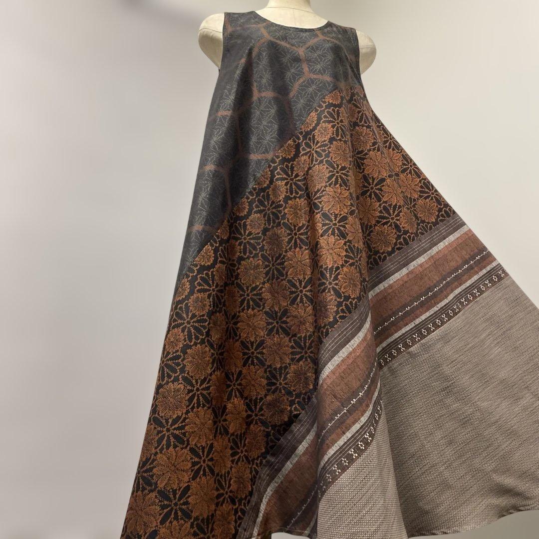 着物ワンピーステントラインロング丈《9》大島紬や紬等(7マルキ含)Mサイズくらい