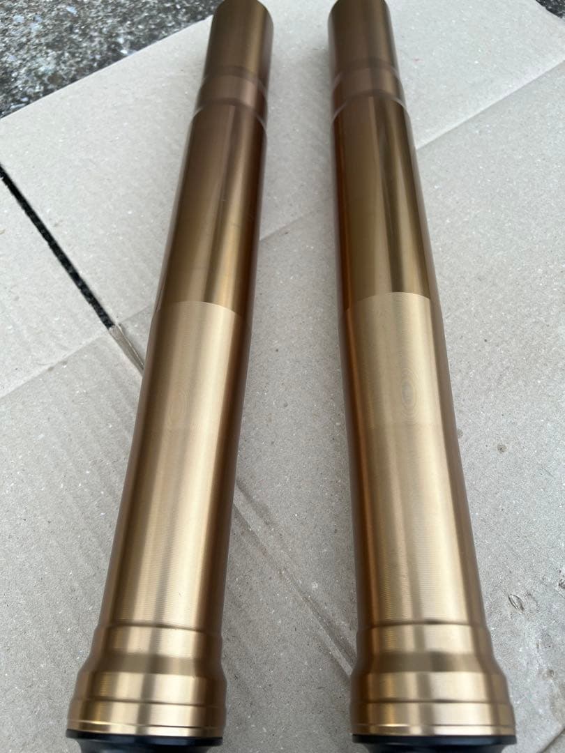 スズキ隼　2型純正フロントフォーク