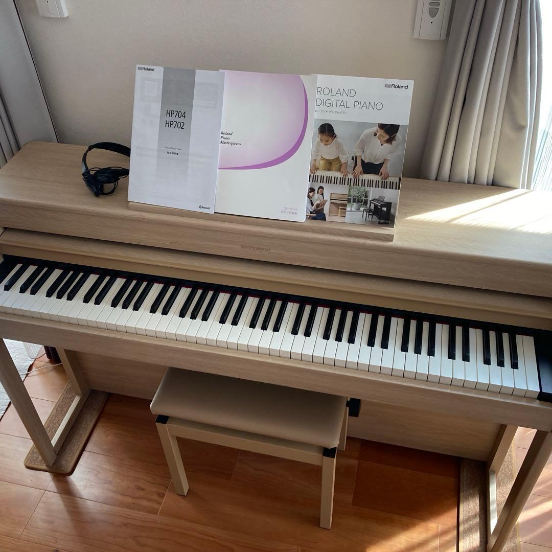 【直接引取可】ローランド　21年製　HP702 電子ピアノ　マット付き
