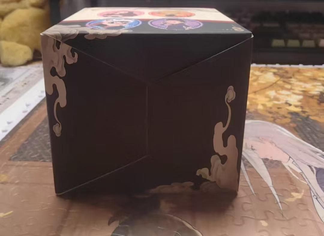 鬼滅の刃 中国限定グッズ 缶バッジ A ver. BOX(8個入り)