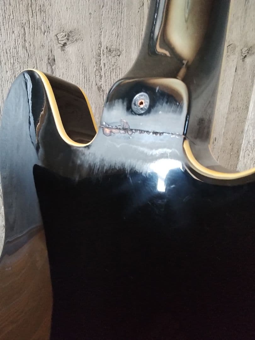 TonySmith　セミアコ