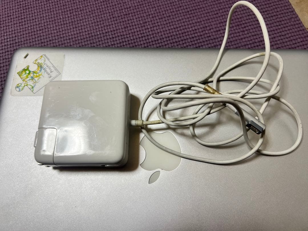【美品】MacBook Pro 4GB 500GB A1278